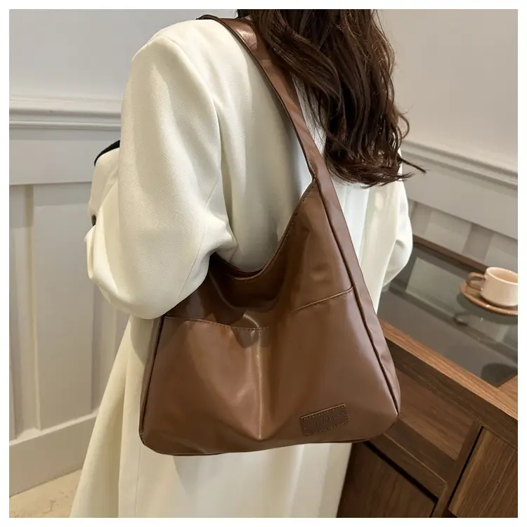 White PU Shoulder Bag for Women 2025 — feature 16