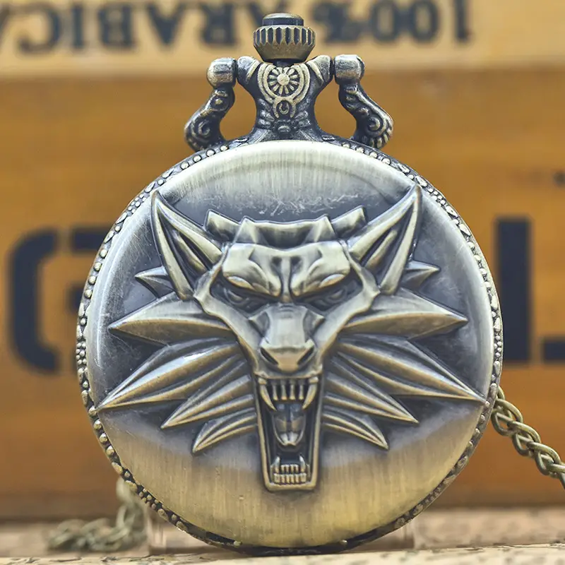 Retro Roaring Lion Pocket Watch with Chain - Image 3