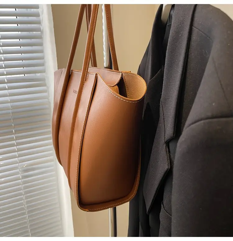Women's Brown Leather Large Tote Bag with Top Handle β feature 8