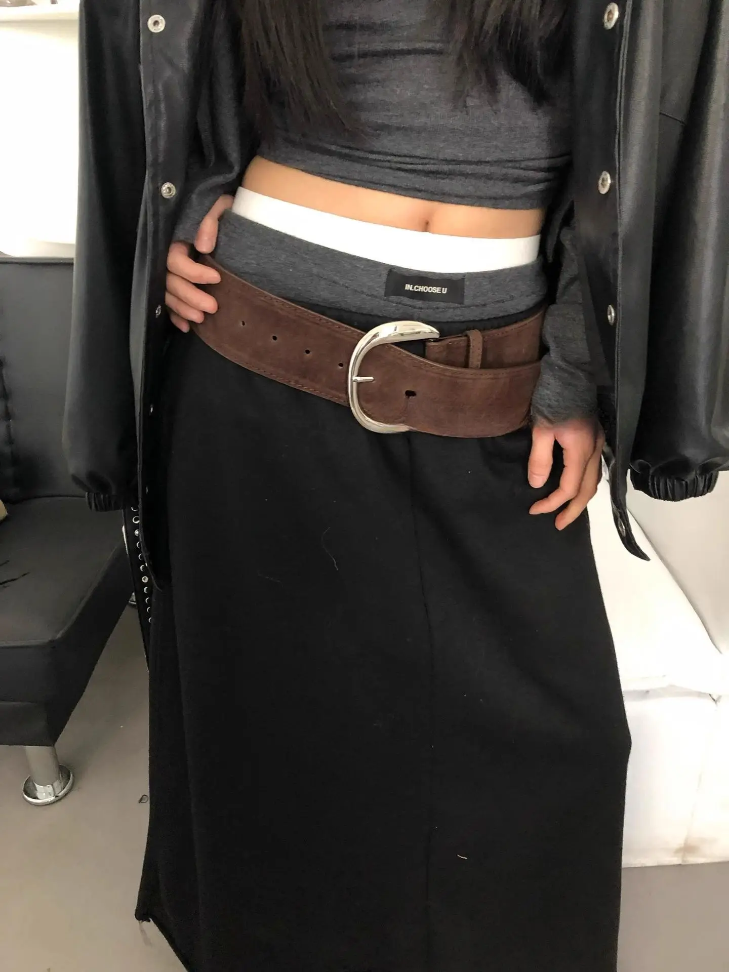 Vintage Brown Suede Wide Belt with Gold Buckle — feature 10