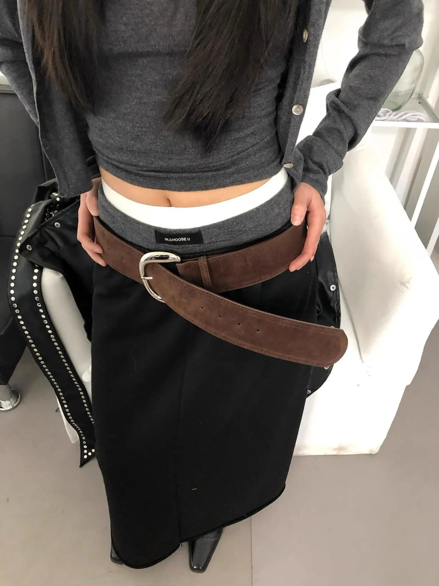 Vintage Brown Suede Wide Belt with Gold Buckle — feature 11