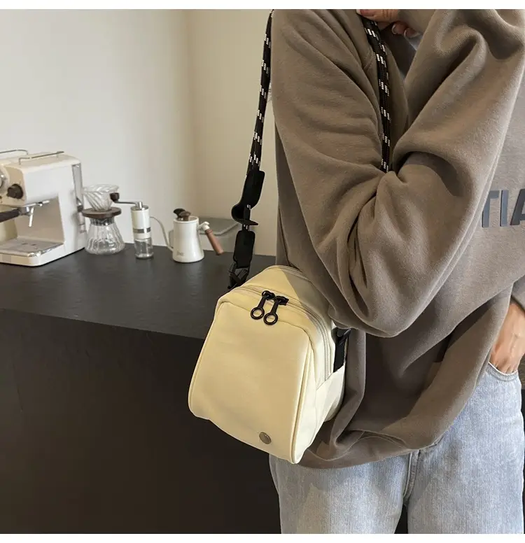 Women's Beige Shell Shoulder Bag with Front Zip & Chain Closure — feature 26
