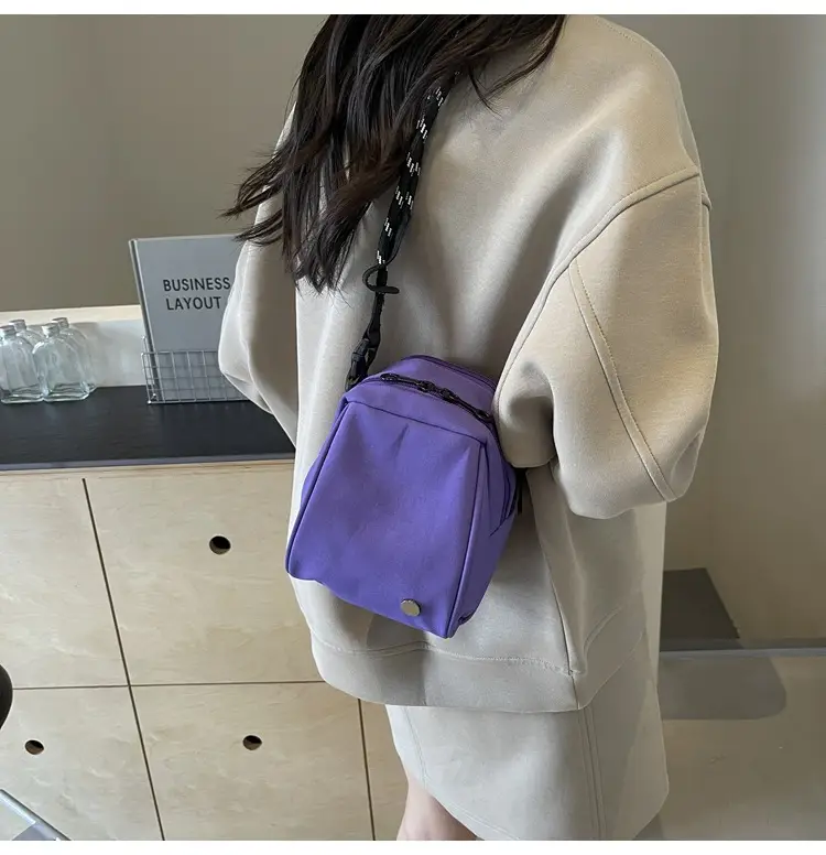 Women's Beige Shell Shoulder Bag with Front Zip & Chain Closure — feature 31