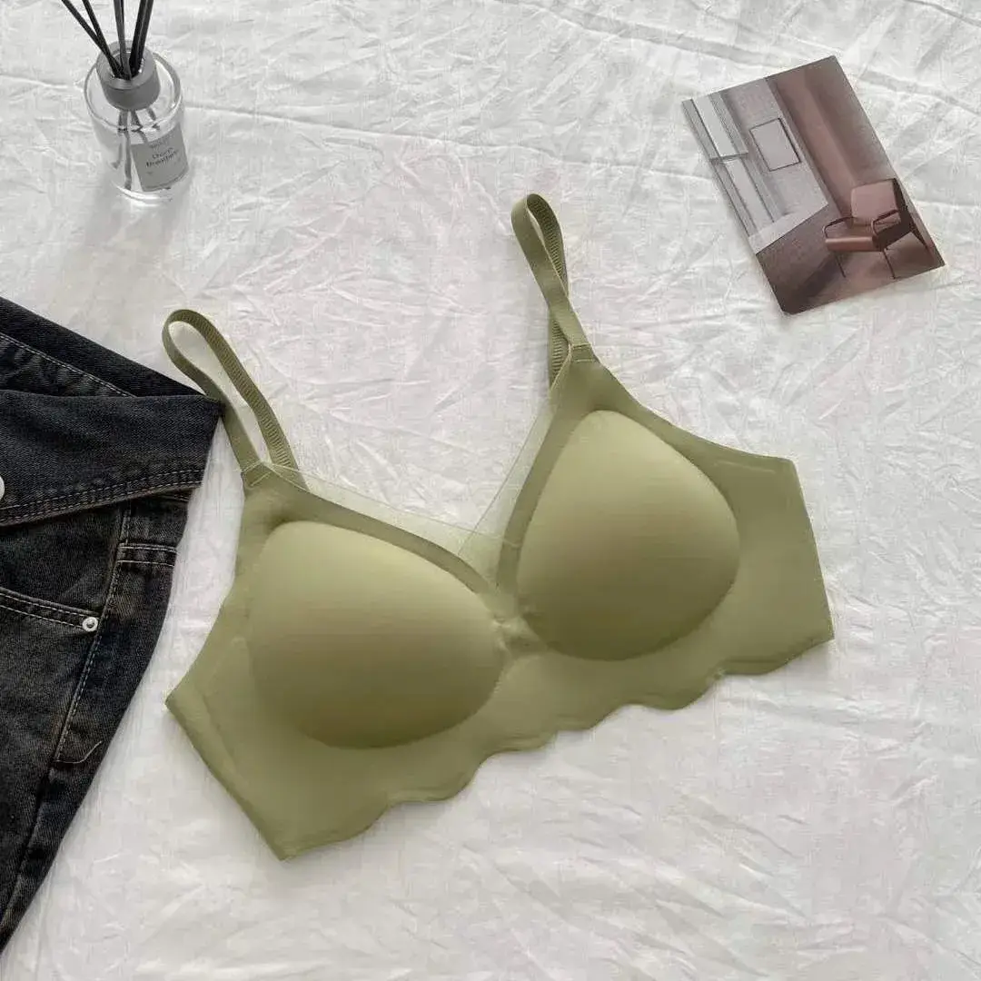 Traceless Underwear Women Small Chest Upper Pull Large Bra Anti-Sagging
