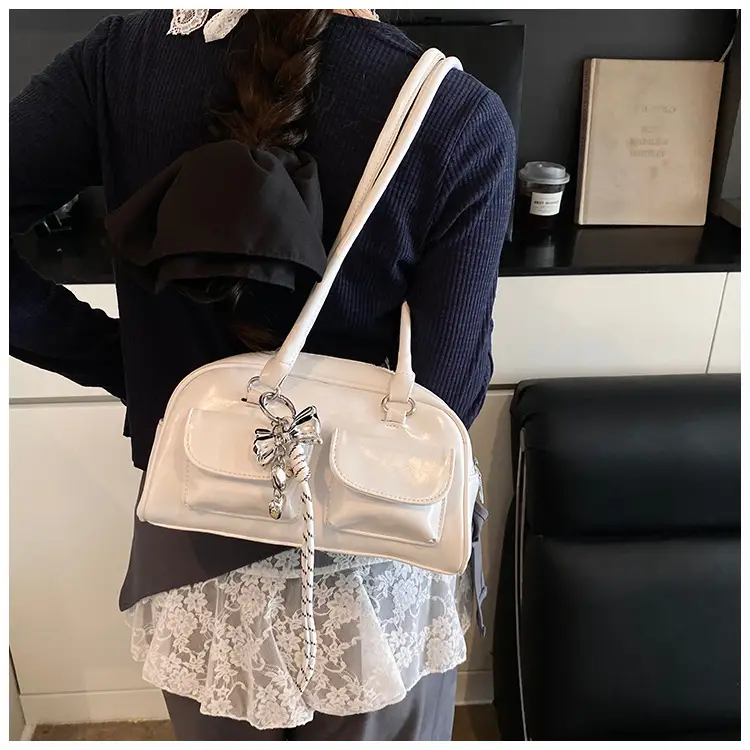 Silver Retro Shoulder Bag for Women — feature 34