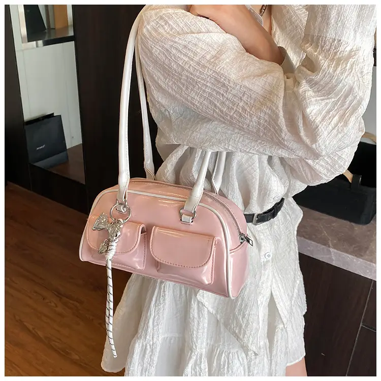 Silver Retro Shoulder Bag for Women — feature 39