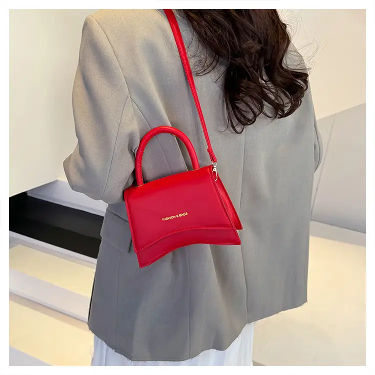 Red Korean Style Shoulder Crossbody Bag 2025 — feature 17