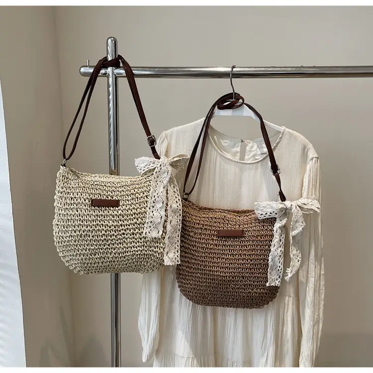 Women Woven Straw Shoulder Bag Spring Summer 2025 — feature 1