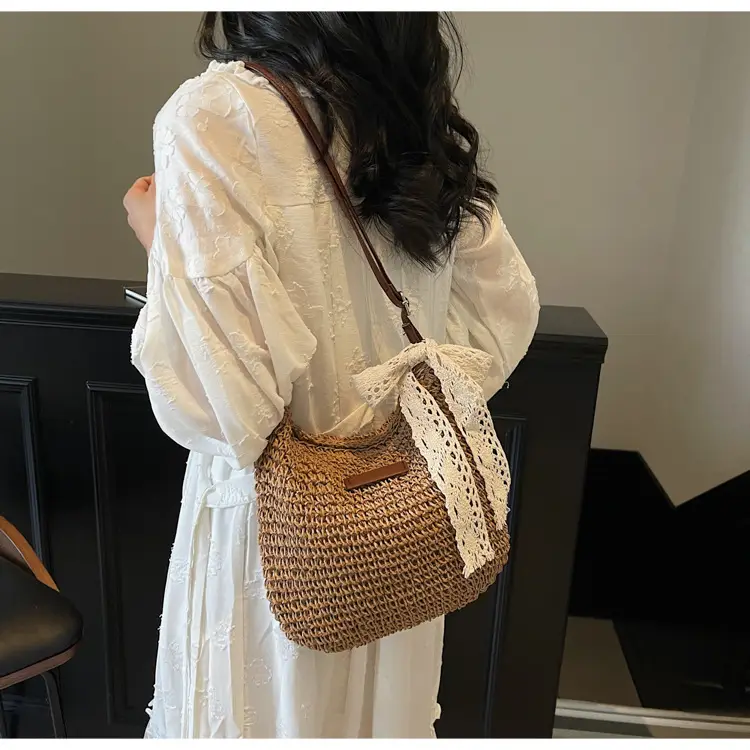 Women Woven Straw Shoulder Bag Spring Summer 2025 — feature 20