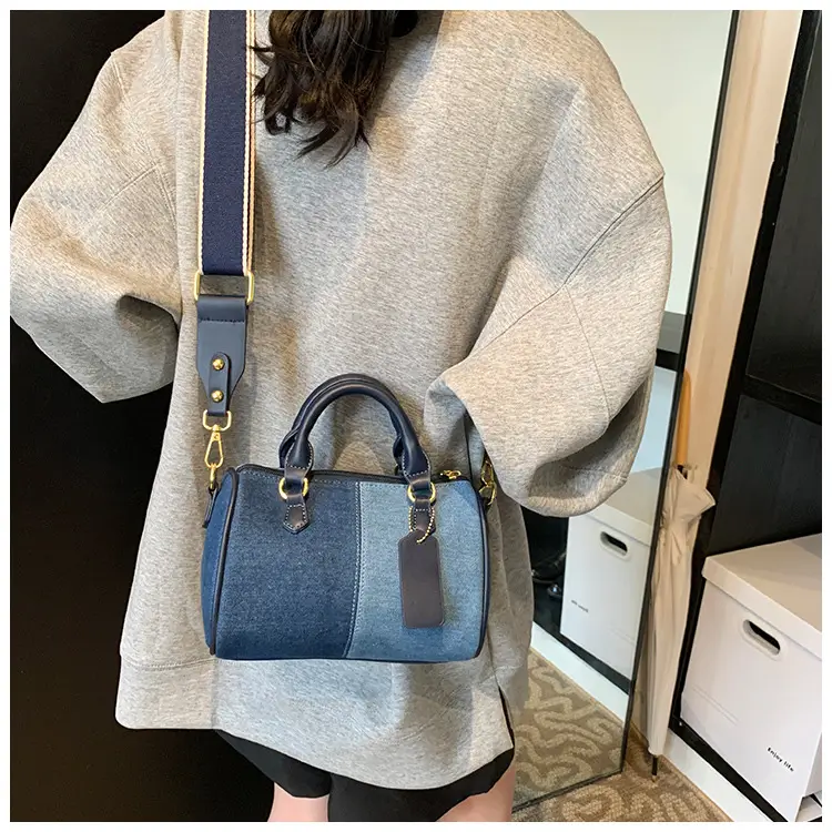 Crossbody Bag Black White Leather Shoulder Crossbody 2024 — feature 22