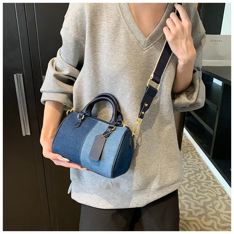 Crossbody Bag Black White Leather Shoulder Crossbody 2024 — feature 24