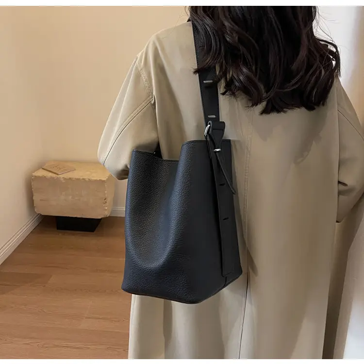 Women's Large Capacity Brown Leather Bucket Bag with Logo — feature 15