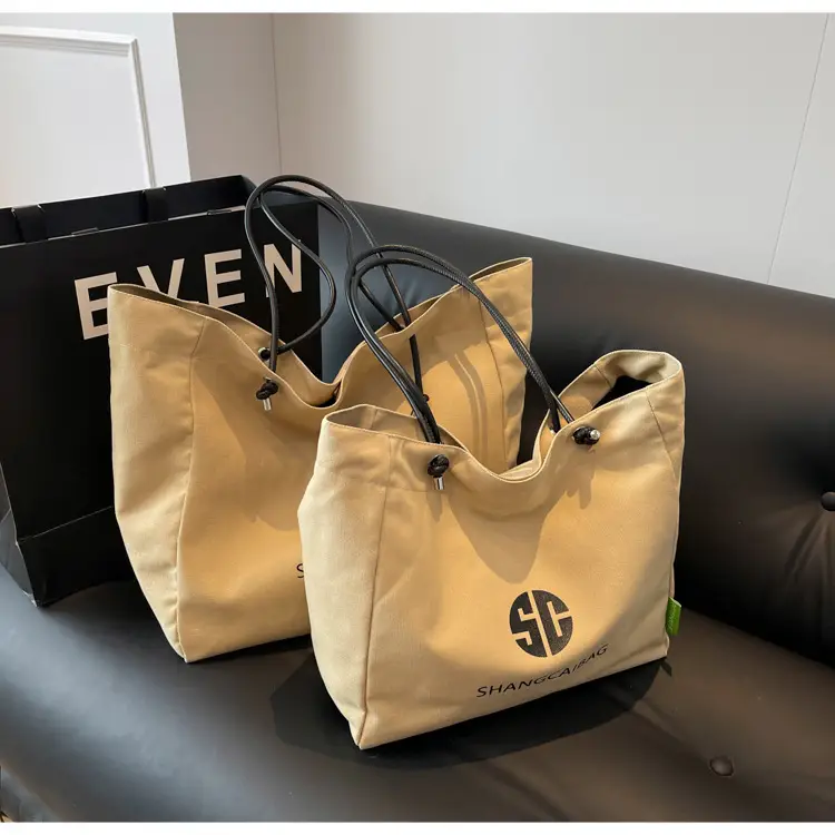 Women Large Capacity Canvas Tote Bag Gold Brand Logo — feature 36