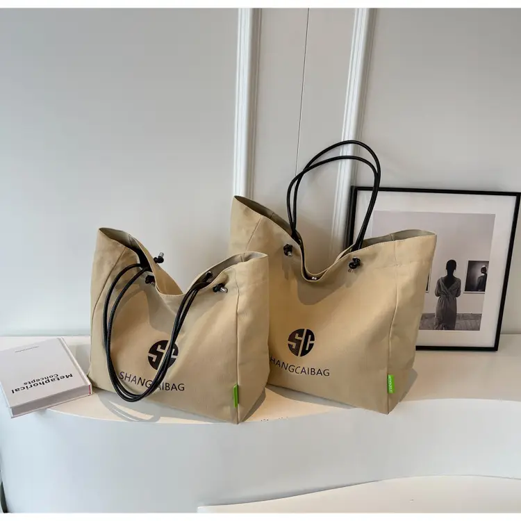 Women Large Capacity Canvas Tote Bag Gold Brand Logo — feature 39