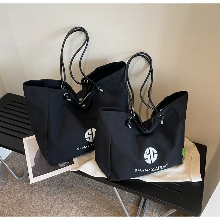 Women Large Capacity Canvas Tote Bag Gold Brand Logo — feature 42