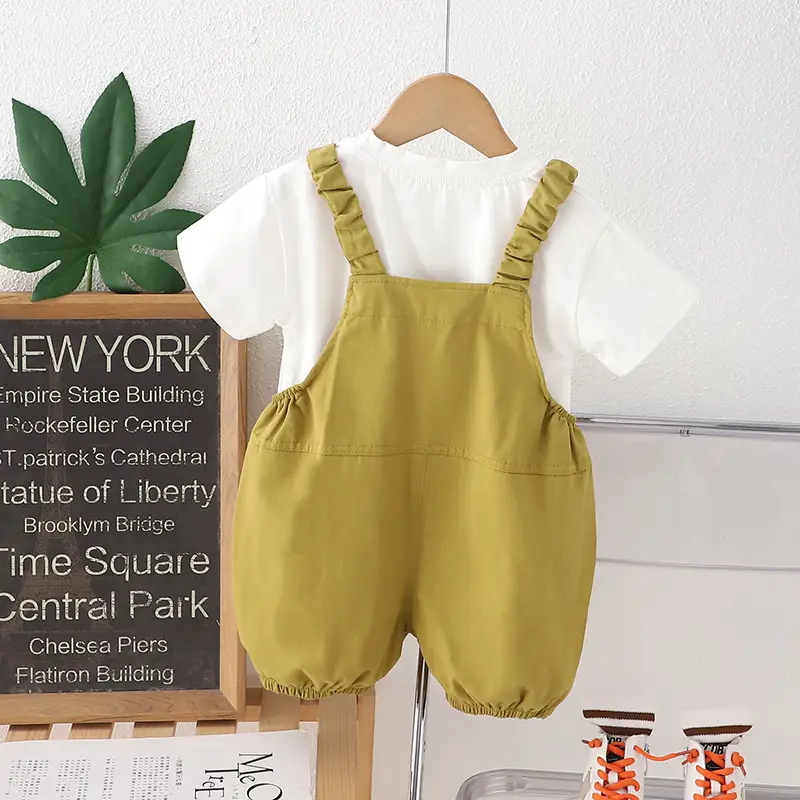 Boys & Girls 2-Piece Brown T-Shirt Suspenders Set Summer 2025 — feature 7