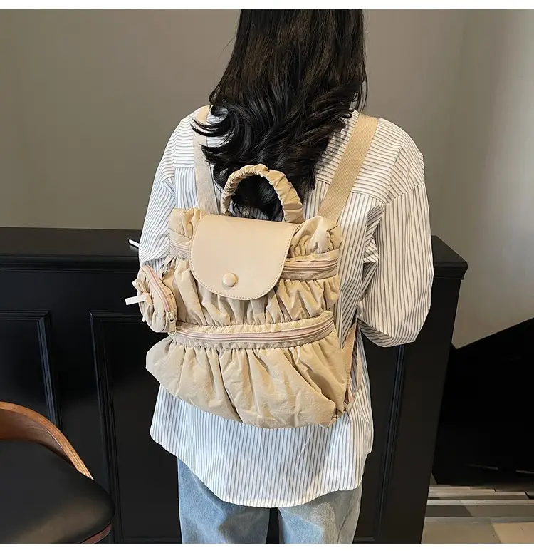 Korean Style Pleated Shoulder Bag Large Capacity Beige — feature 20