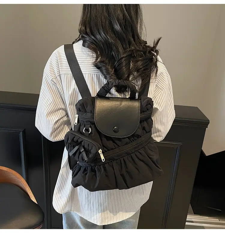 Korean Style Pleated Shoulder Bag Large Capacity Beige — feature 23