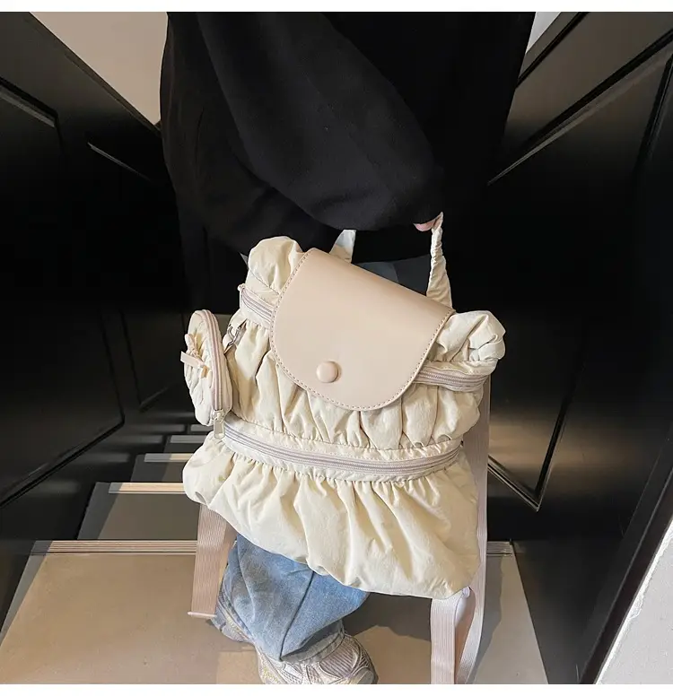 Korean Style Pleated Shoulder Bag Large Capacity Beige — feature 37