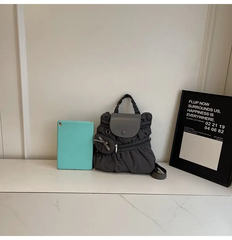 Korean Style Pleated Shoulder Bag Large Capacity Beige — feature 49
