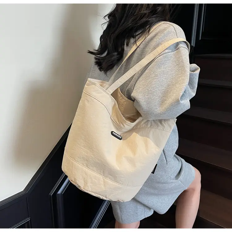 Women Black Shoulder Bag Spring Summer 2025 — feature 19