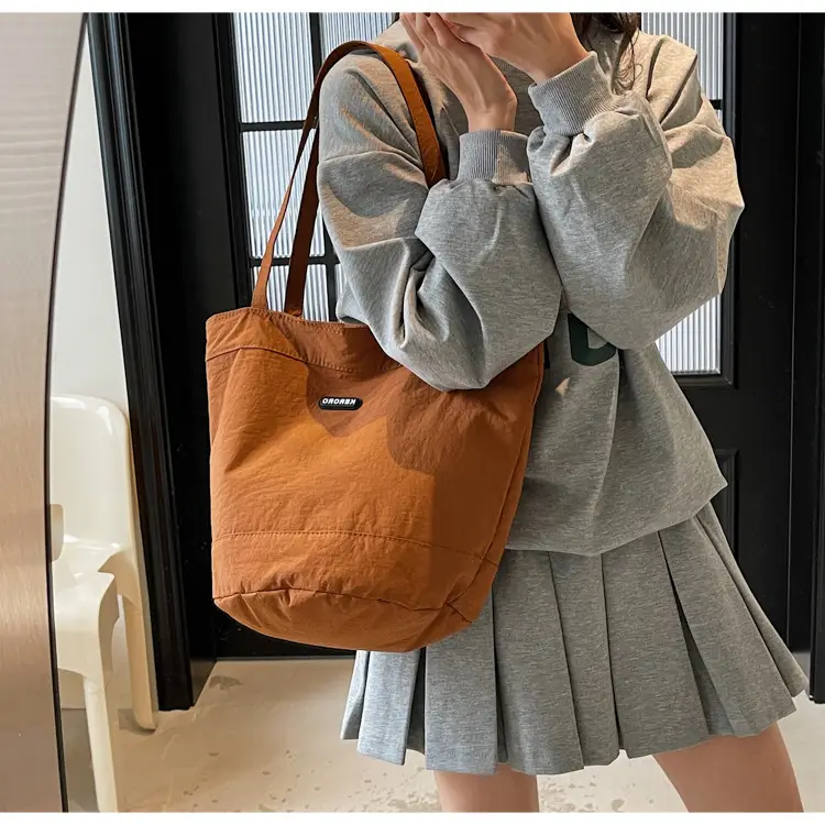 Women Black Shoulder Bag Spring Summer 2025 — feature 20