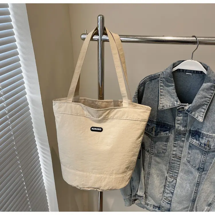 Women Black Shoulder Bag Spring Summer 2025 — feature 25