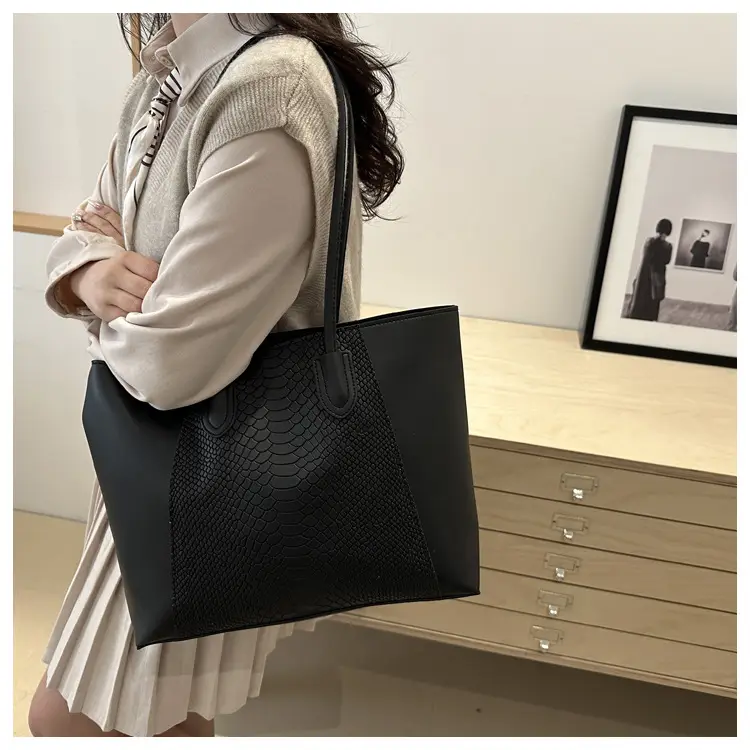 White Snake Texture Large Tote Bag for Women — feature 31
