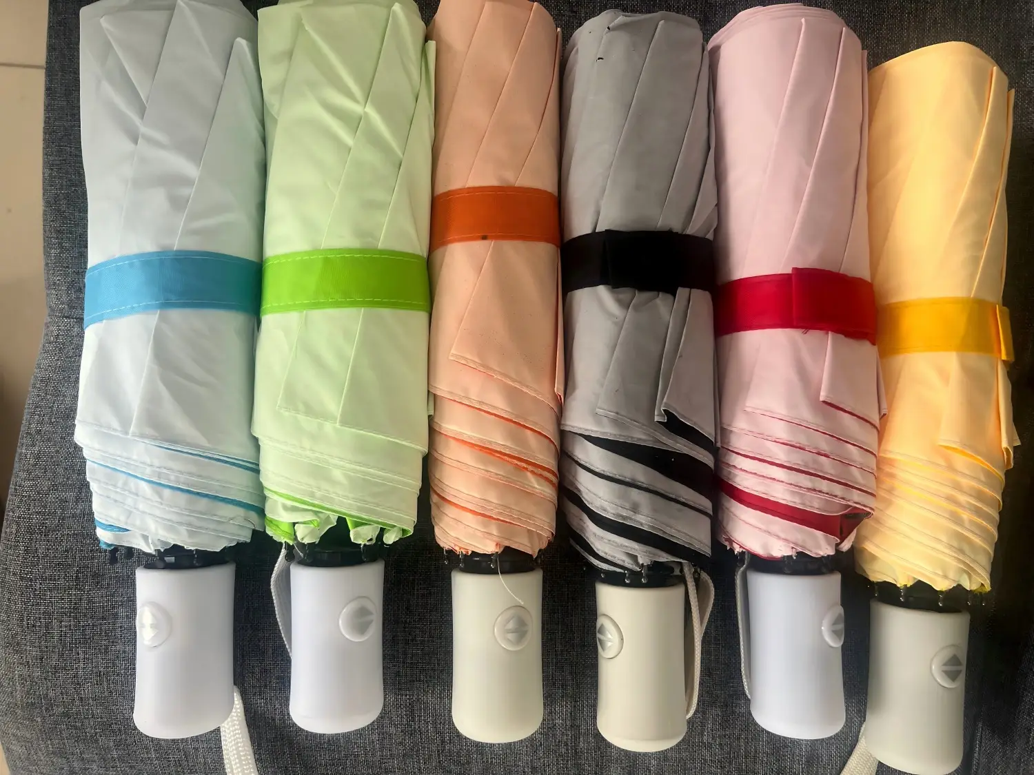 Color-Changing Umbrella with Ink Splash Effect — feature 1