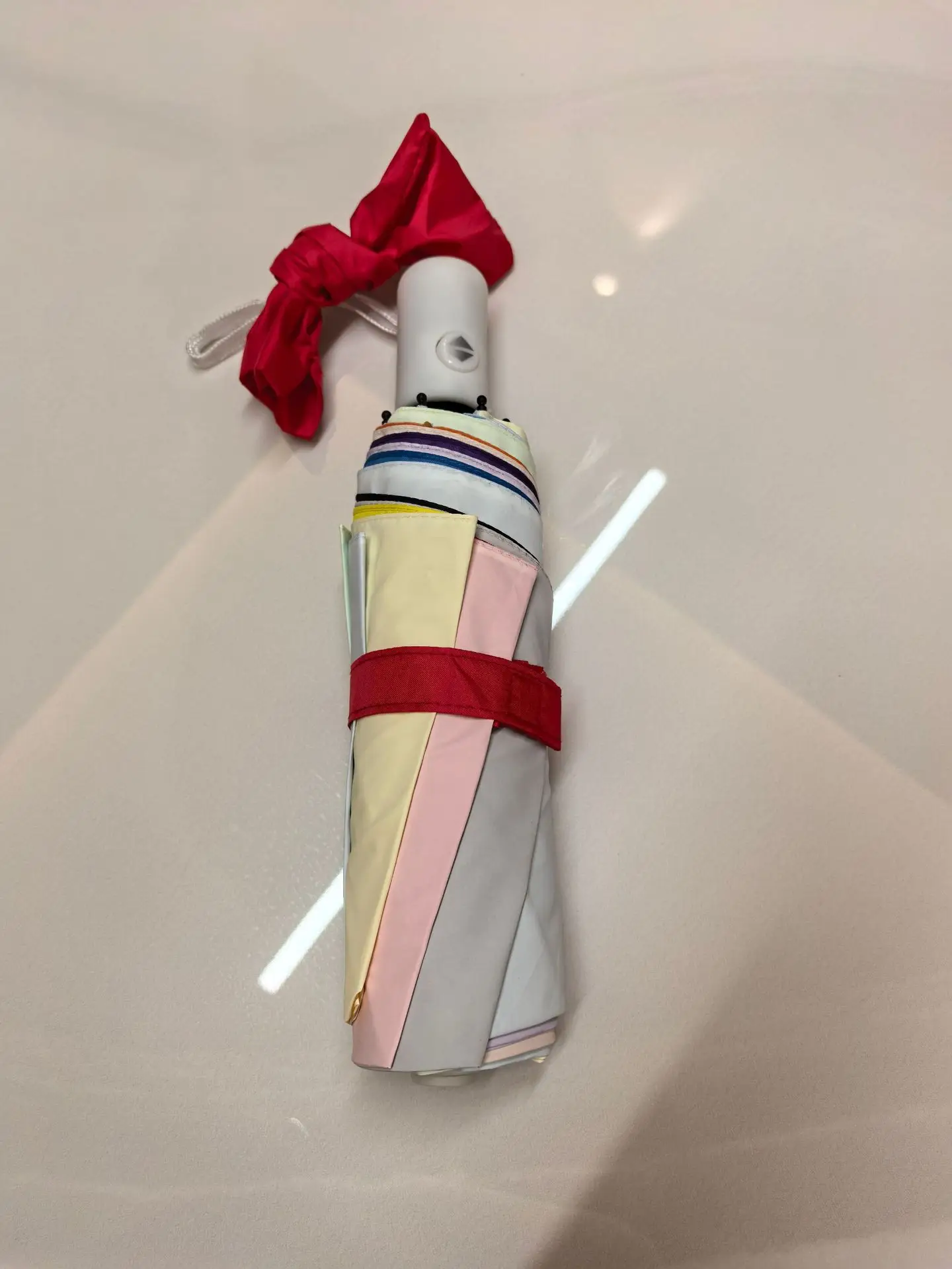 Color-Changing Umbrella with Ink Splash Effect — feature 27