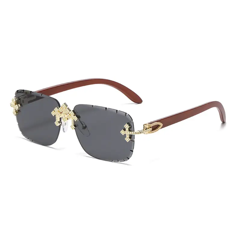Men Star Sunglasses with Metal Rim & Gold Accents - Image 12