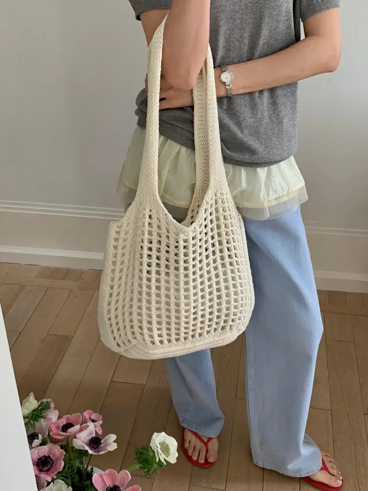 2025 New Knitted Hollow Beach Woven Holiday Bag Large Capacity Tote Bag Bohemian Shoulder Bag - Image 6