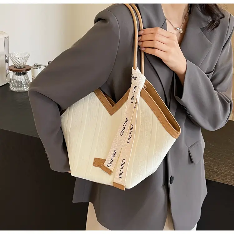 2025 Korean Style Women's White Tan Shoulder Bag — feature 24