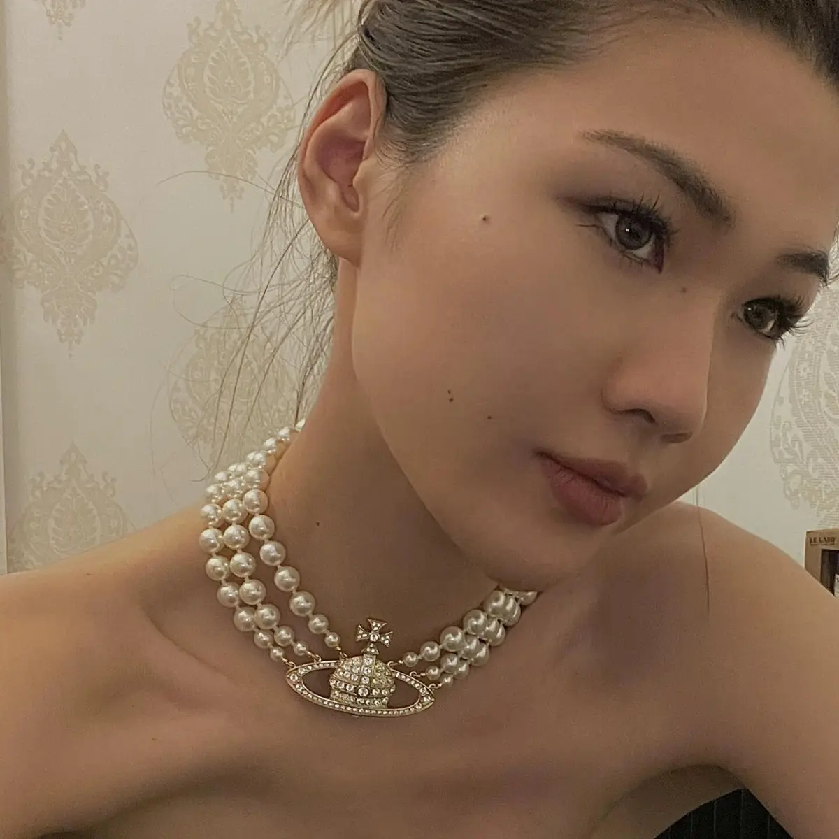 High-End Three-Layer Pearl Full-Diamond Saturn Necklace for Women - Image 20