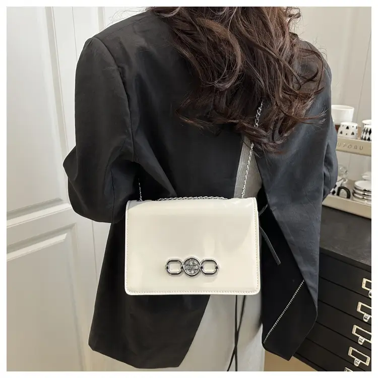 Black French Style Shoulder Crossbody Bag 2025 — feature 13
