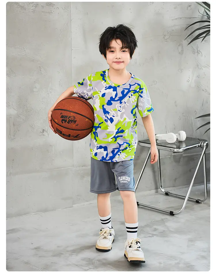 Boys Short Sleeve Camo Shorts Set Summer Wear — feature 12