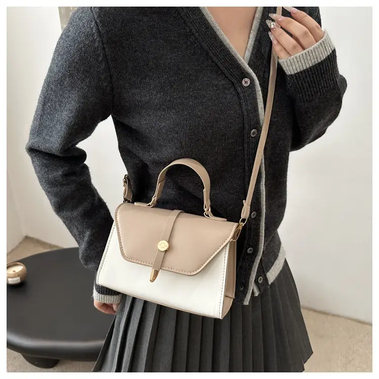Women's Red White Contrast Shoulder Bag 2025 — feature 11