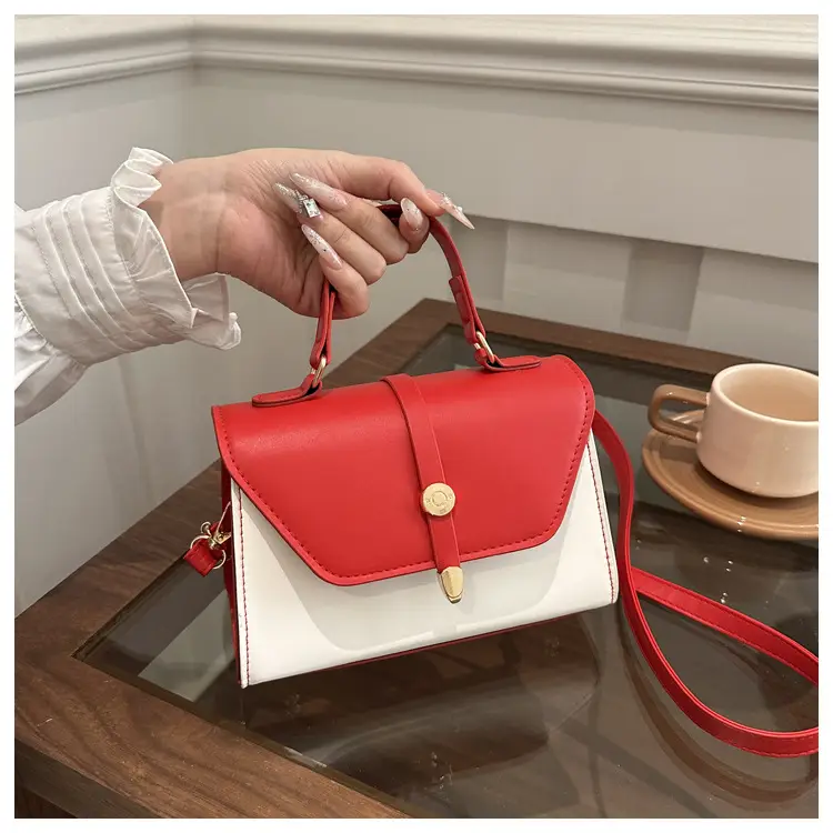 Women's Red White Contrast Shoulder Bag 2025 — feature 15