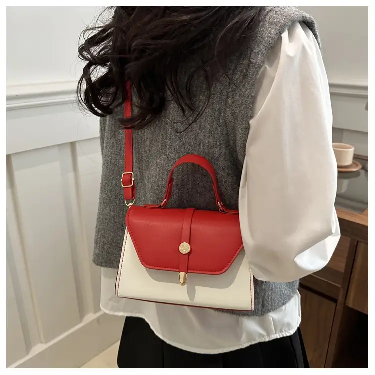Women's Red White Contrast Shoulder Bag 2025 — feature 16