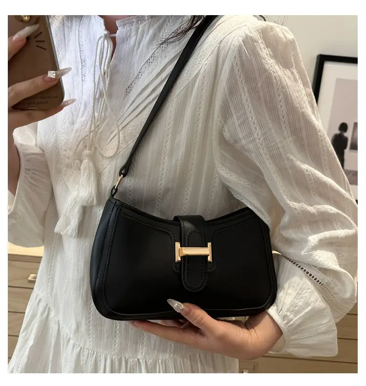 White Textured Crossbody Bag for Women 2025 Spring — feature 20