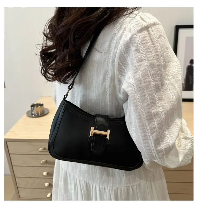 White Textured Crossbody Bag for Women 2025 Spring — feature 22