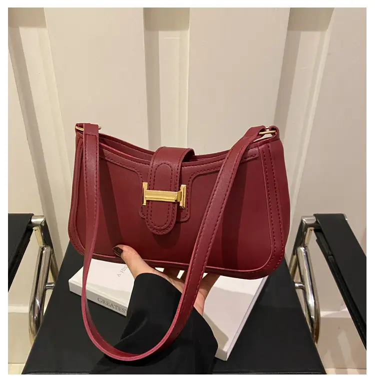 White Textured Crossbody Bag for Women 2025 Spring — feature 25