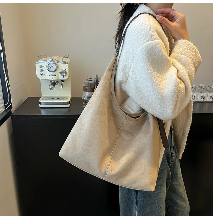 Vintage Frosted Shoulder Bag Large Capacity Texturized Commuter Tote — feature 13