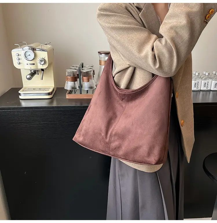 Vintage Frosted Shoulder Bag Large Capacity Texturized Commuter Tote — feature 16