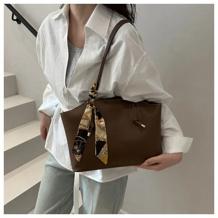 Korean Style Shoulder Tote Bag Beige 2025 — feature 11