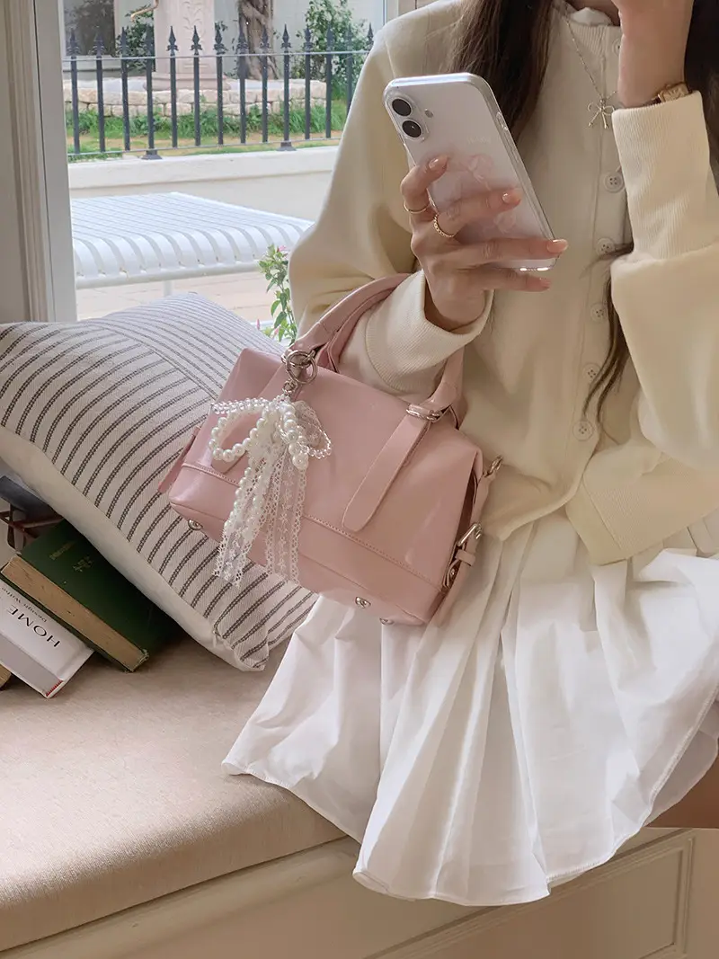 Women Pink Shoulder Crossbody Bag with Pearl Tassel