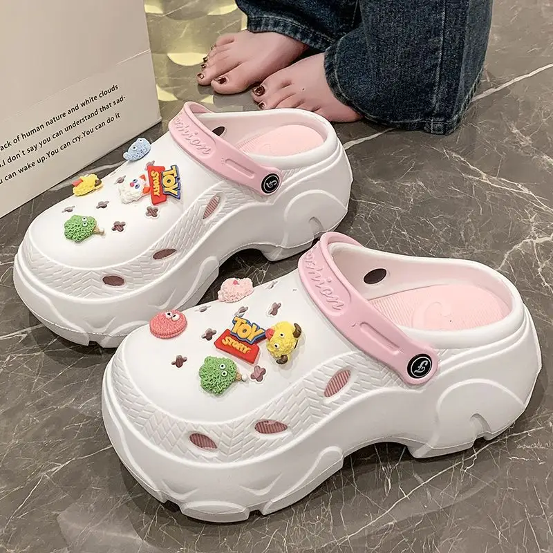 Hole Shoes Women's Summer Thick Sole Outer Wear 2025 New Beach Internet Celebrous Slip-on Feeling Non-slip Baotou Sandals Women - Image 2