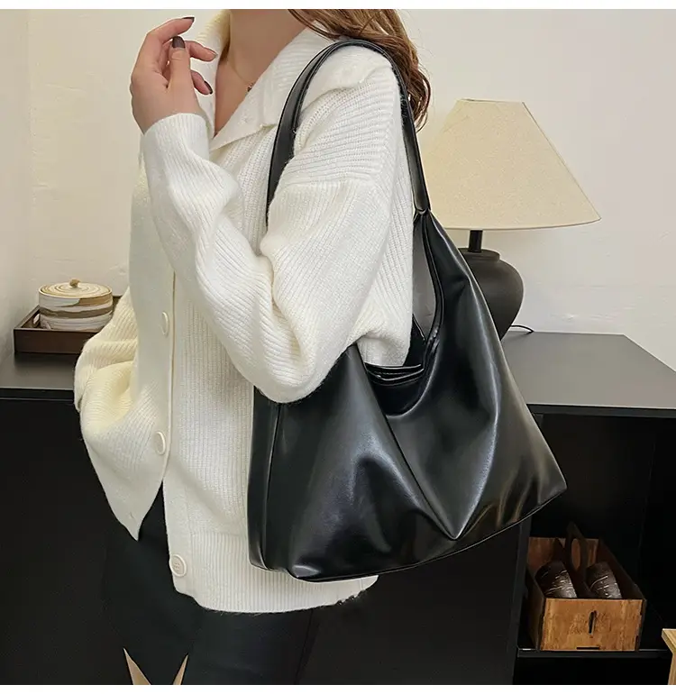 Black Korean Style Textured Shoulder Bag for Women — feature 16