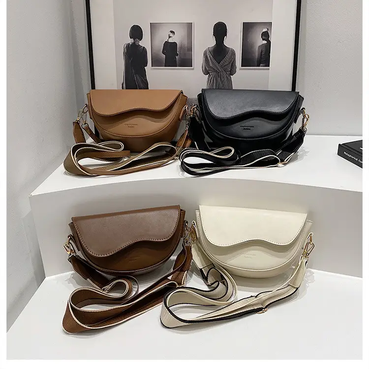 Women's New Leather Shoulder Bag Tan 2024