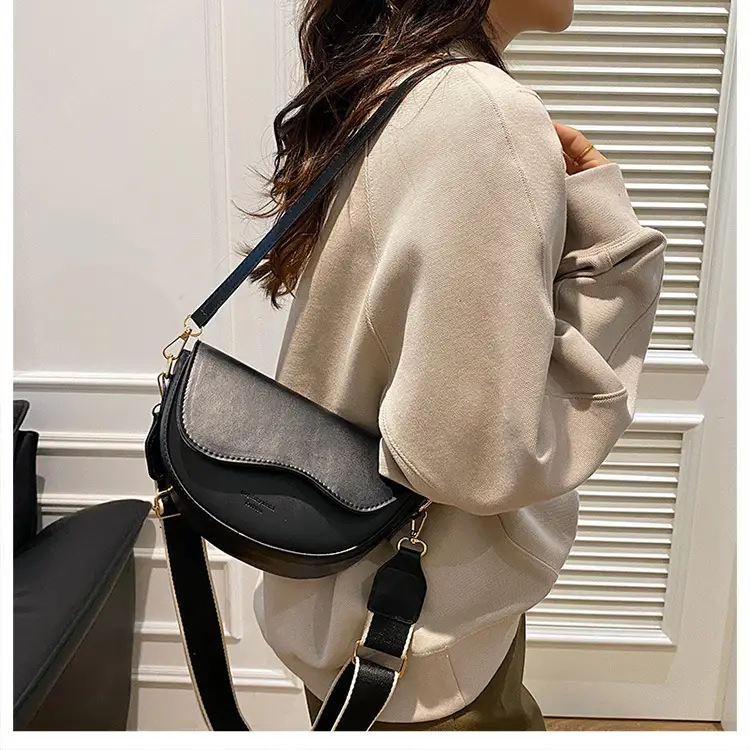 Women's New Leather Shoulder Bag Tan 2024 — feature 13